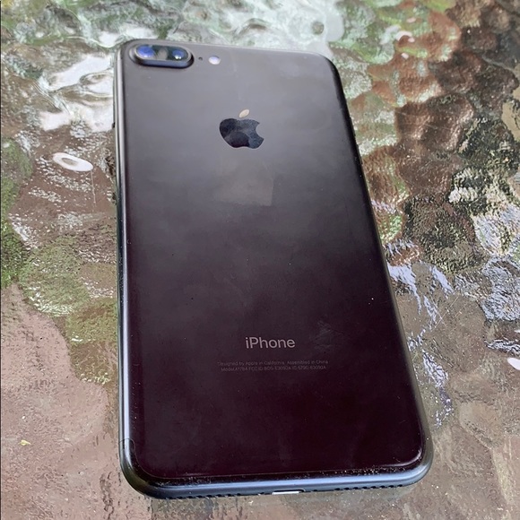 iPhone 7plus - Picture 2 of 2